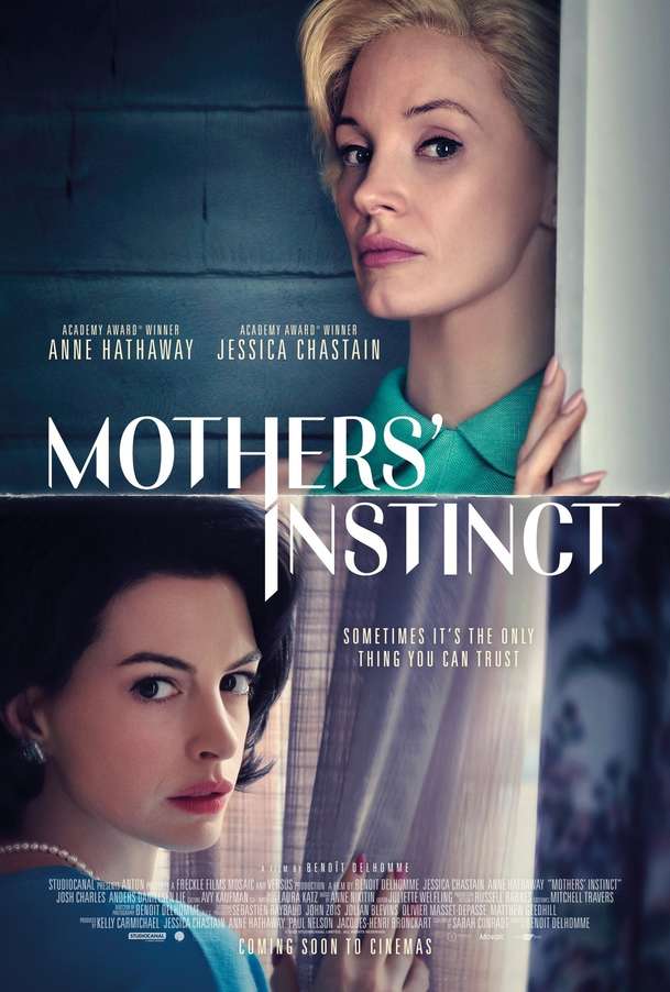 Mothers' Instinct: Hathaway a Chastain rozehrají psychologickou válku matek | Fandíme filmu