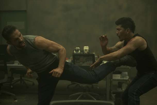 Skyline: Warpath – Iko Uwais vede povstání proti mimozemšťanům | Fandíme filmu