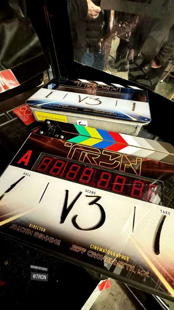 Tron 3: Natáčení začalo, přidala se Gillian Anderson | Fandíme filmu