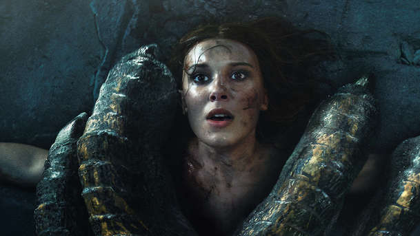 Mladá dáma: V novém traileru má souboj s drakem konečně říz | Fandíme filmu