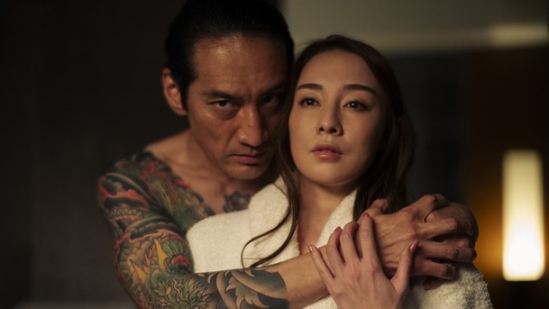 Tokyo Vice: Hutná kriminálka z prostředí jakuzy se vrátila na HBO s 2. řadou | Fandíme serialům