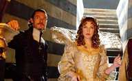 World Breaker: Mila Jovovich a Luke Evans čelí zkáze světa | Fandíme filmu