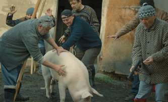 Mord: Klasická česká zabíjačka ve správně pichlavé komedii | Fandíme filmu