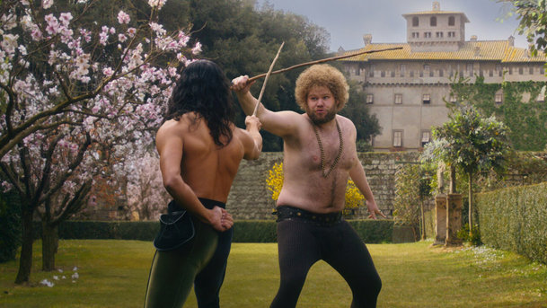 Dekameron: Šlechta na Netflixu prochlastá konec světa | Fandíme serialům