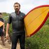 The Surfer: Nic Cage se utrhne na výrostky, co ho šikanují | Fandíme filmu