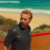 The Surfer: Nic Cage se utrhne na výrostky, co ho šikanují | Fandíme filmu