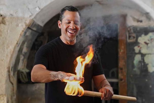 David Blaine: Tohle doma nezkoušejte - Nové sebevražedné kousky jsou tu | Fandíme serialům