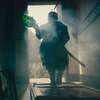Toxický mstitel: Bizarnost, groteskní násilí a nechutnost v nové upoutávce | Fandíme filmu
