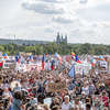 Chvilky naděje: Dokument bere diváky do zákulisí hnutí Milion chvilek pro demokracii | Fandíme filmu