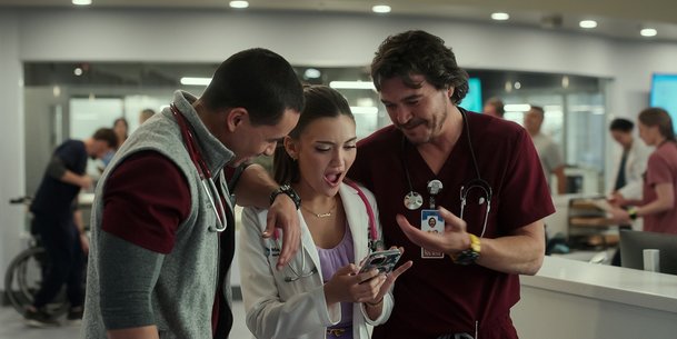 Puls: Na Netflixu startuje nový doktorský seriál - pusťte si trailer | Fandíme serialům