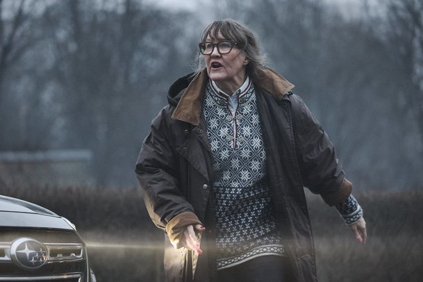 Pod skleněnou kupolí: Netflix přináší mrazivý seriál o dívčích únosech | Fandíme serialům