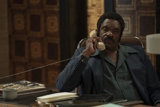 Duster: J.J. Abrams přichystal nový seriál s Joshem Hollowayem | Fandíme serialům