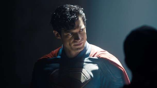 Superman: Nová upoutávka je plná superhrdinů | Fandíme filmu