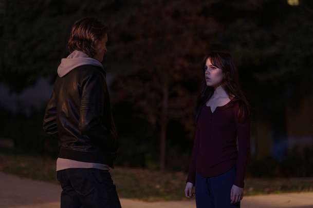 Winter Spring Summer or Fall: Jenna Ortega si musí vybrat mezi láskou a naplánovanou budoucností | Fandíme filmu