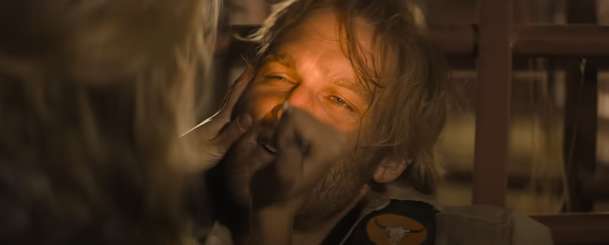 Broke: Wyatt Russell bude jezdit rodeo, i kdyby ho to mělo zabít - trailer | Fandíme filmu