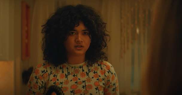 Summer of 69: Nesmělá studentka zaplatí exotické tanečnici, aby ji naučila svádět | Fandíme filmu