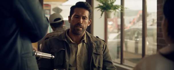 Diablo: Scott Adkins předvádí své schopnosti v novém akčním traileru | Fandíme filmu