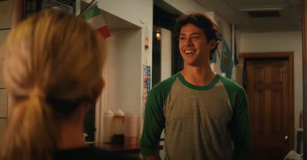 Summer of 69: Nesmělá studentka zaplatí exotické tanečnici, aby ji naučila svádět | Fandíme filmu