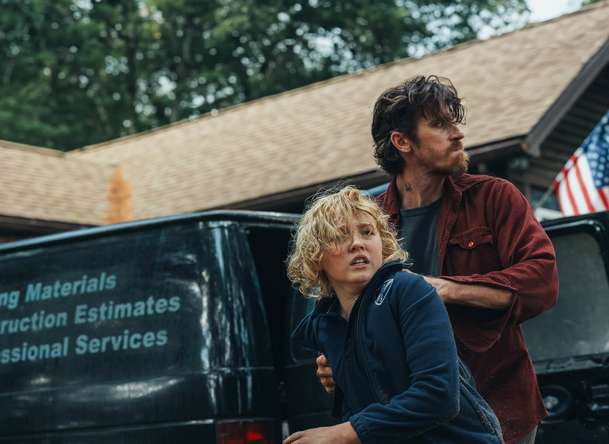 Barron’s Cove: Otec po smrti syna unese cizí dítě - trailer nového thrilleru | Fandíme filmu