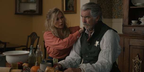 The Unholy Trinity : Pierce Brosnan a Samul L. Jackson v novém westernu - trailer | Fandíme filmu
