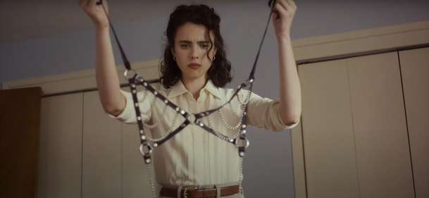 Honey Don't!: Ethan Coen natočil novou šťavnatou černou krimi komedii | Fandíme filmu