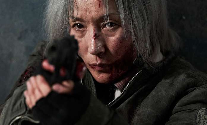 The Old Woman with the Knife: Akční příběh stárnoucí vražedkyně jde do obýváků | Fandíme filmu