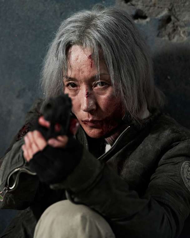 The Old Woman with the Knife: Akční příběh stárnoucí vražedkyně jde do obýváků | Fandíme filmu