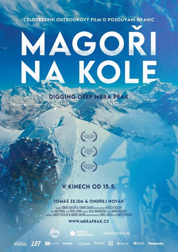 Magoři na kole: Dva Češi se pokusili o rekordní sjezd velehory na kole | Fandíme filmu