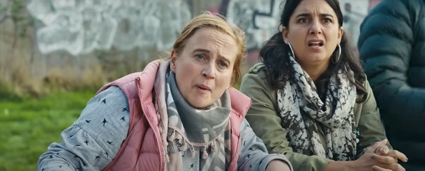 Fotbaloví rodiče: Netflix v nové komedii ztvárnil peklo "koučujících" rodičů | Fandíme serialům