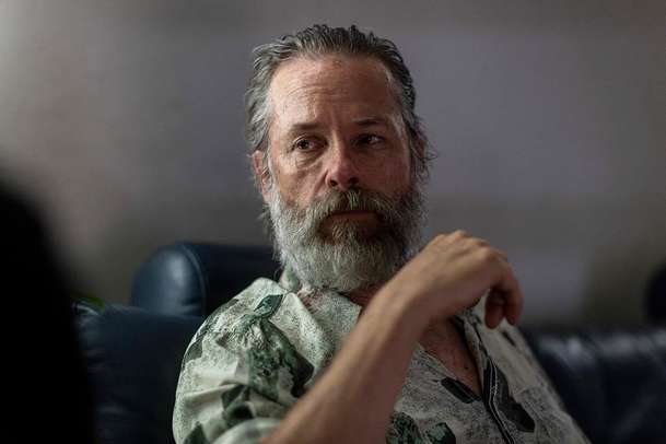 Inside: Guy Pearce ve vězeňském dramatu zasvěcuje mladého trestance | Fandíme filmu