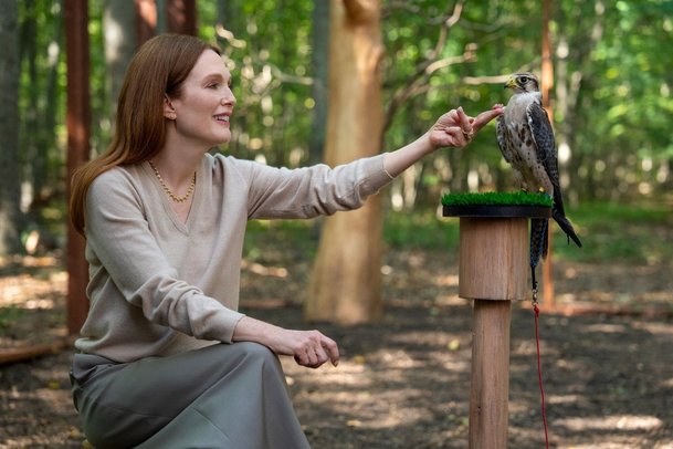 Sirény: Julianne Moore vede kult v nové mysteriózní komedii od Netflixu | Fandíme serialům