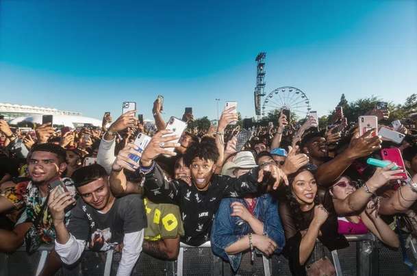 Totální provar: Tragédie na festivalu Astroworld - Dokument Netflixu přibližuje neštěstí | Fandíme filmu