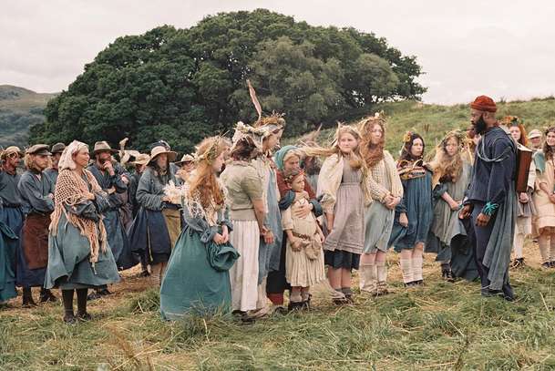 Harvest: Pomalá modernizace v zapadlé vesničce rozpoutá peklo | Fandíme filmu