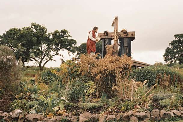 Harvest: Pomalá modernizace v zapadlé vesničce rozpoutá peklo | Fandíme filmu