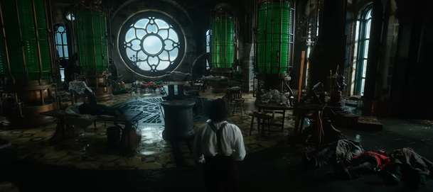 Frankenstein: Monstrum v režii del Tora se probouzí v teaser traileru | Fandíme filmu