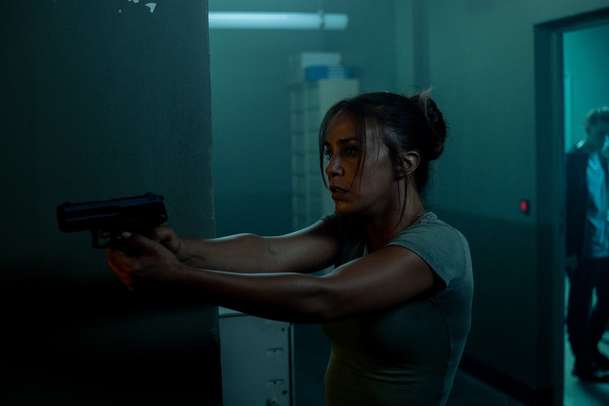 K.O.: Na Netflix dorazí akční thriller z podsvětí Marseille - trailer | Fandíme filmu