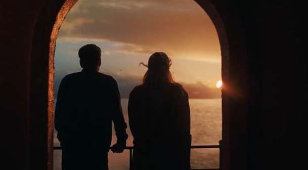 Velká odvážná nádherná cesta: Trailer ukázal sci-fi romanci s Margot Robbie a Colinem Farrellem | Fandíme filmu