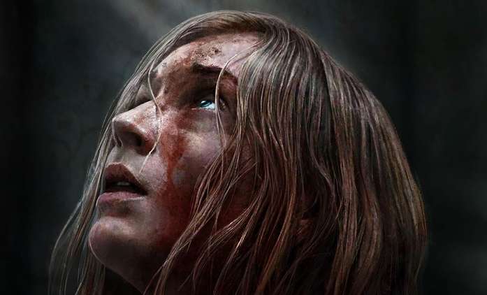 Trust: Sophie Turner v odříznuté chatě čelí útoku násilných výtržníků | Fandíme filmu