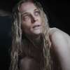 Trust: Sophie Turner v odříznuté chatě čelí útoku násilných výtržníků | Fandíme filmu