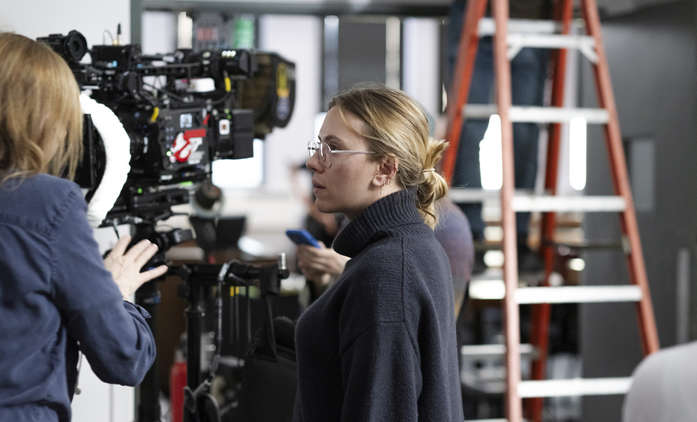 Eleanor the Great: Scarlett Johansson poprvé režíruje, připomíná holocaust | Fandíme filmu