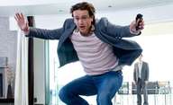 Sponsor: Ožralý Jason Segel nabourá a začíná mu peklo | Fandíme filmu