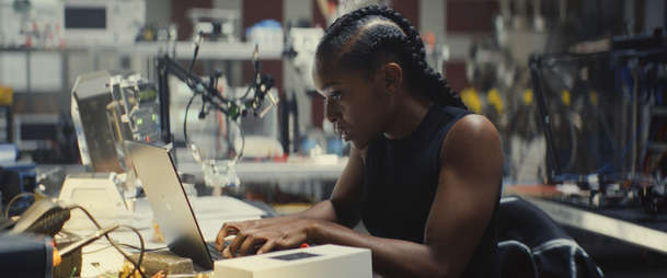 Ironheart: V novém traileru ironmanovské brnění napájí magie | Fandíme filmu