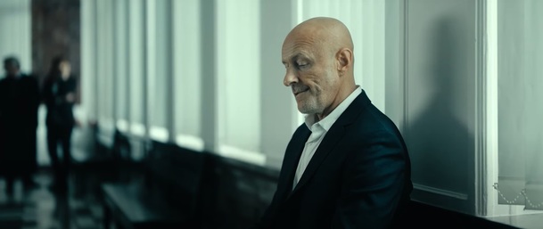 Aniela: Nabubřelá bohatá panička v komedii od Netflixu přijde o všechno | Fandíme serialům