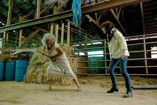 Revival: V hororové komedii se mrtví vrátí do života a jsou s nimi jen potíže | Fandíme serialům