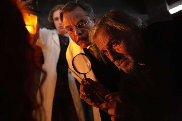Dracula: Trailer ukázal nové zpracování upíří klasiky od Luca Bessona | Fandíme filmu