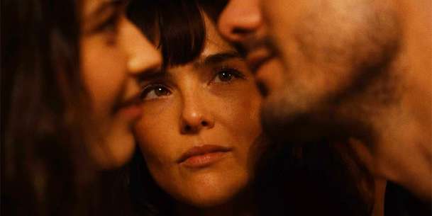 The Threesome: Po dovádění ve třech obě dvě ženy otěhotní | Fandíme filmu