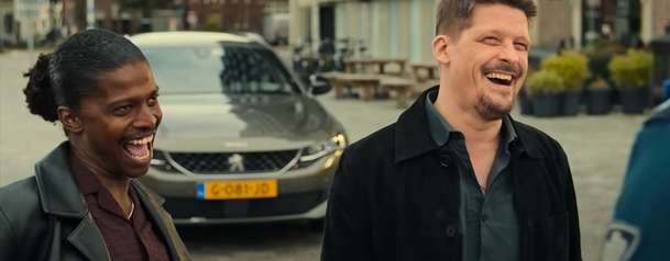 Almost Cops: Netflix načne prázdniny spolu s novou akční komedií - je tu trailer | Fandíme filmu