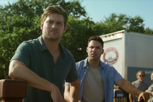 Nábřeží: Netflix ode dneška nabízí novou variaci Ozarku | Fandíme serialům