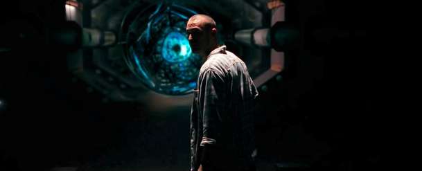 Site: V nové sci-fi začíná hrdina „prokluzovat“ v čase tam a zpět | Fandíme filmu