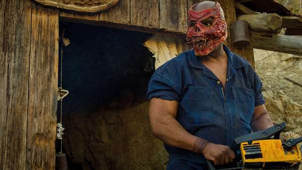 Brute 1976: Měšťáky čeká v pustině brutální smrt | Fandíme filmu